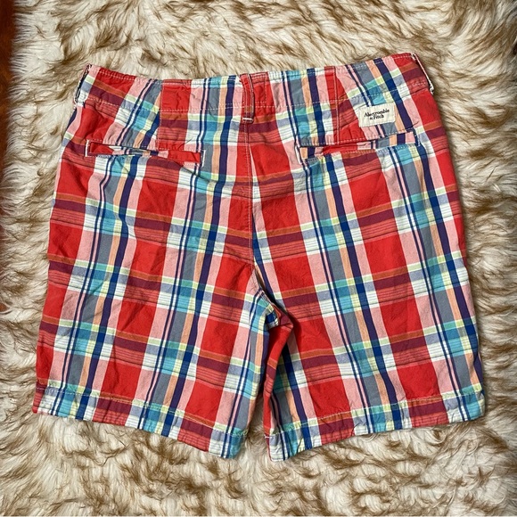 Abercrombie Men’s plaid shorts - Picture 2 of 7
